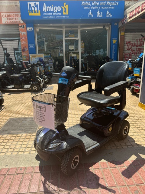 SCOOTER LEO (BENIDORM)